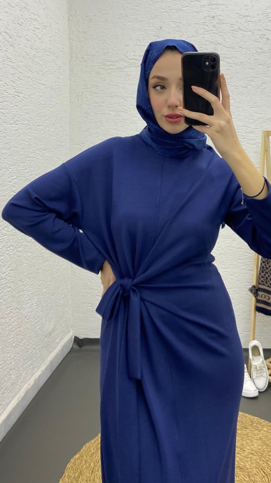 AURAN YANDAN BAĞLAMALI ELBİSE MAVİ