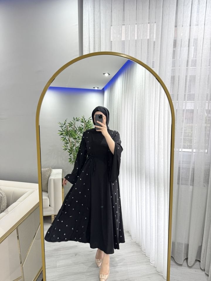 TAŞLI ELBİSE SİYAH