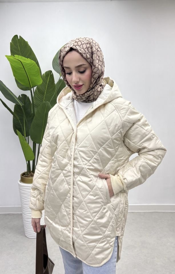 KAPİTONE MONT KREM