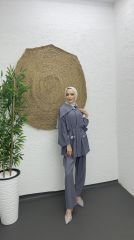Yakalı taşlı takım antresit gri