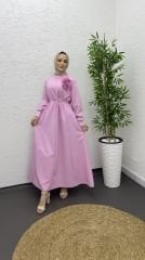 Gül detaylı elbise