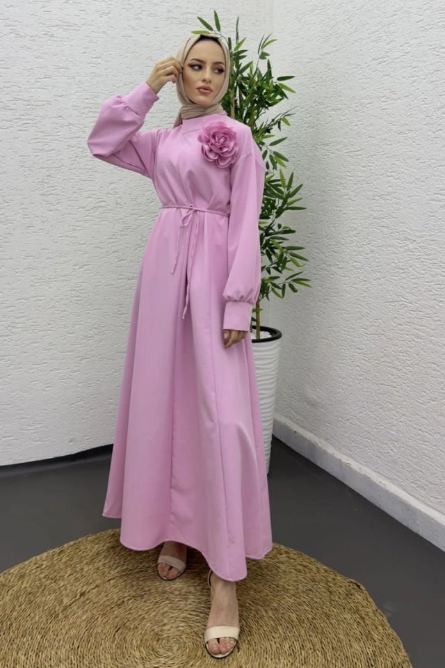 Gül detaylı elbise
