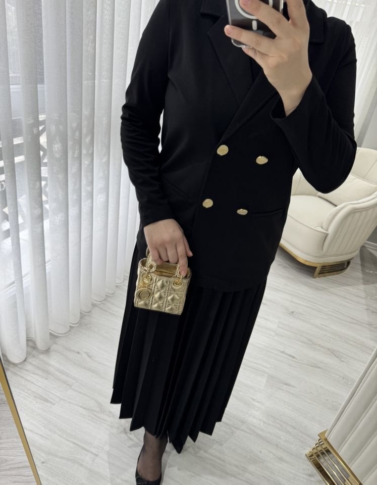 Blazer ceketli takım