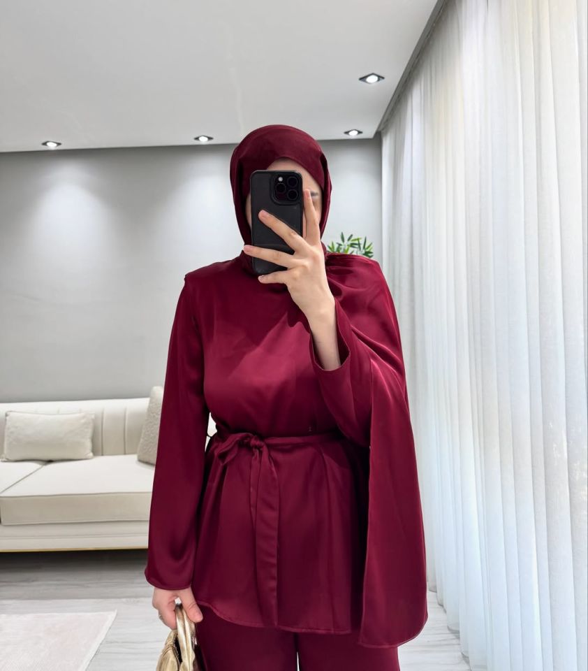 pelerinli saten takım