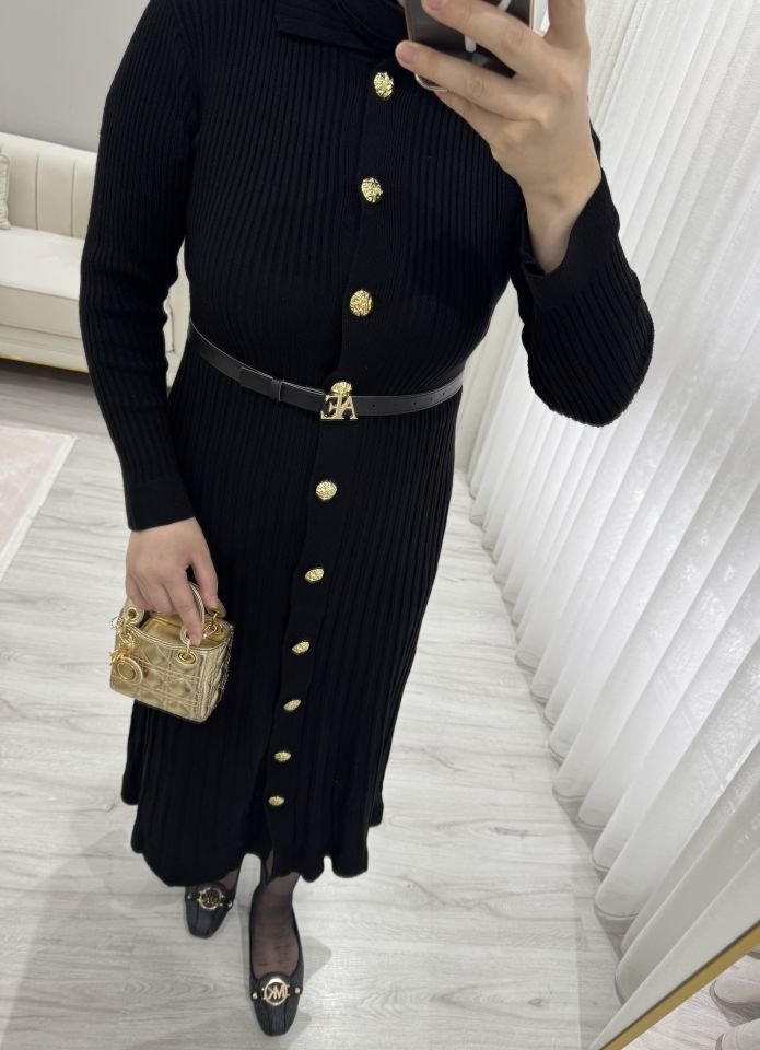 GOLD DÜĞMELİ TRİKO ELBİSE