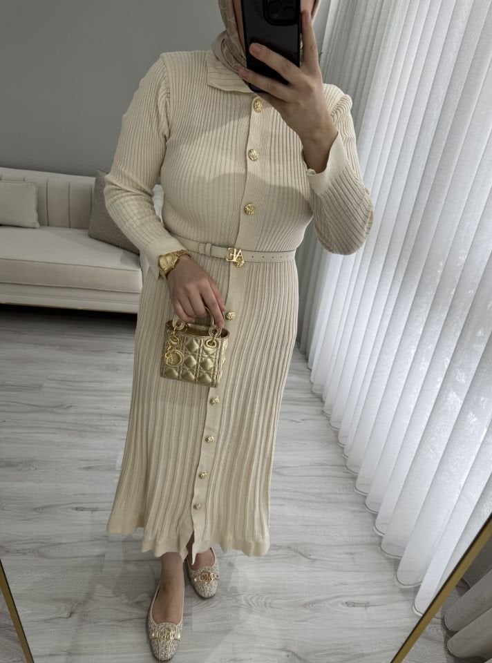 Gold düğmeli  triko takım