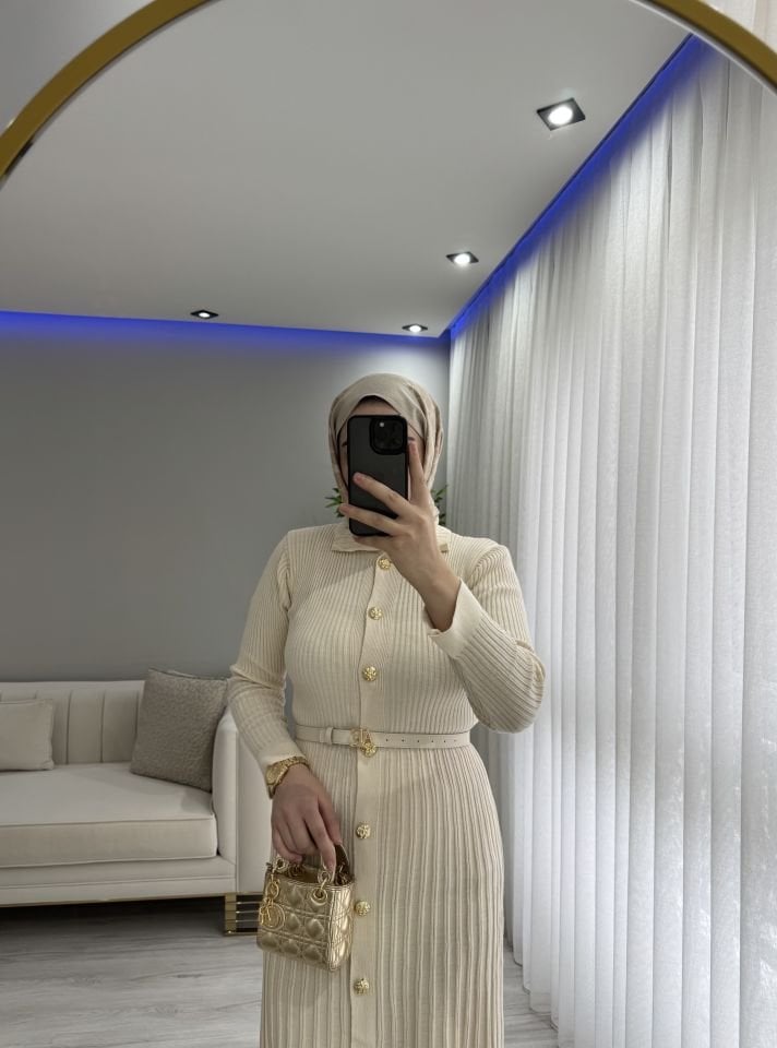 Gold düğmeli  triko takım