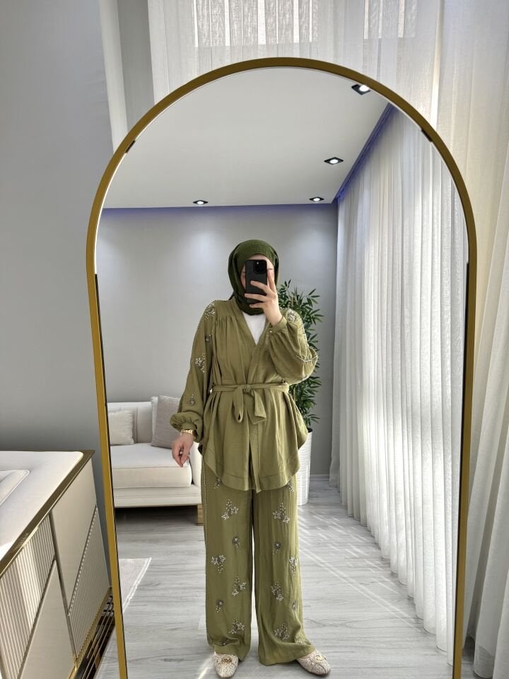 Nakışlı kimona takım