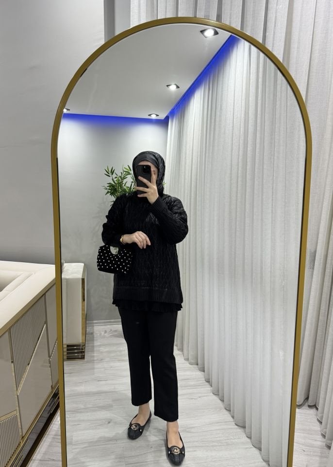 Varaklı kazak siyah renk