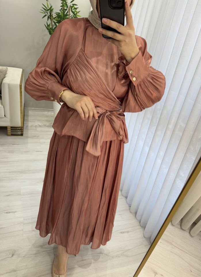 amour saten  etekli takım