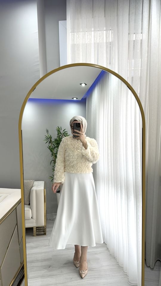 GÜL BLUZ TUNİK KREM